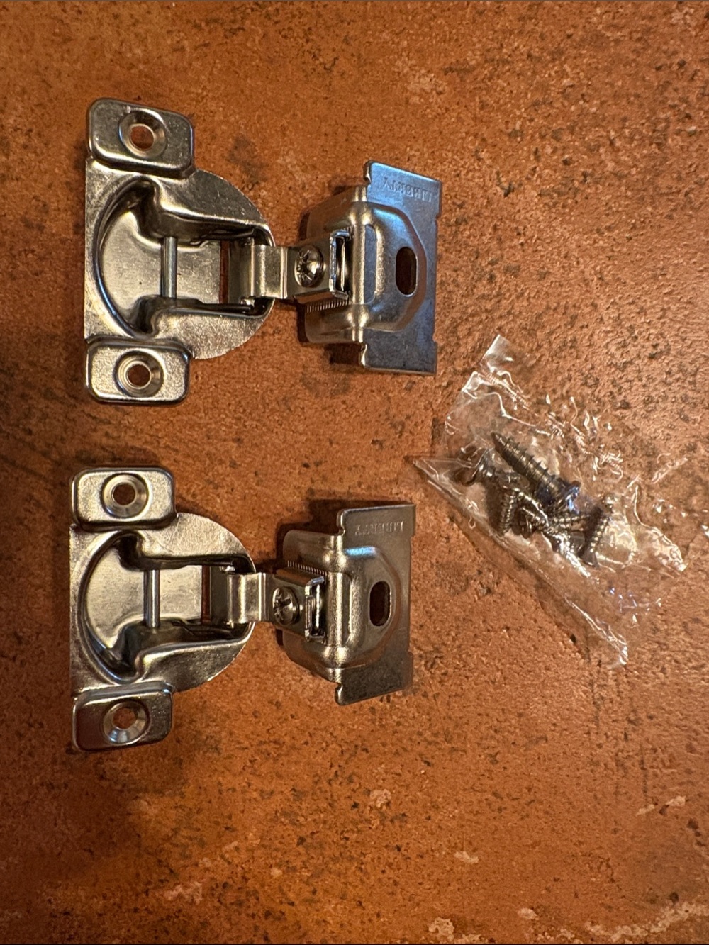NWT x 8 Liberty Hardware Concealed Cabinet Hinges with Screws - polished silver